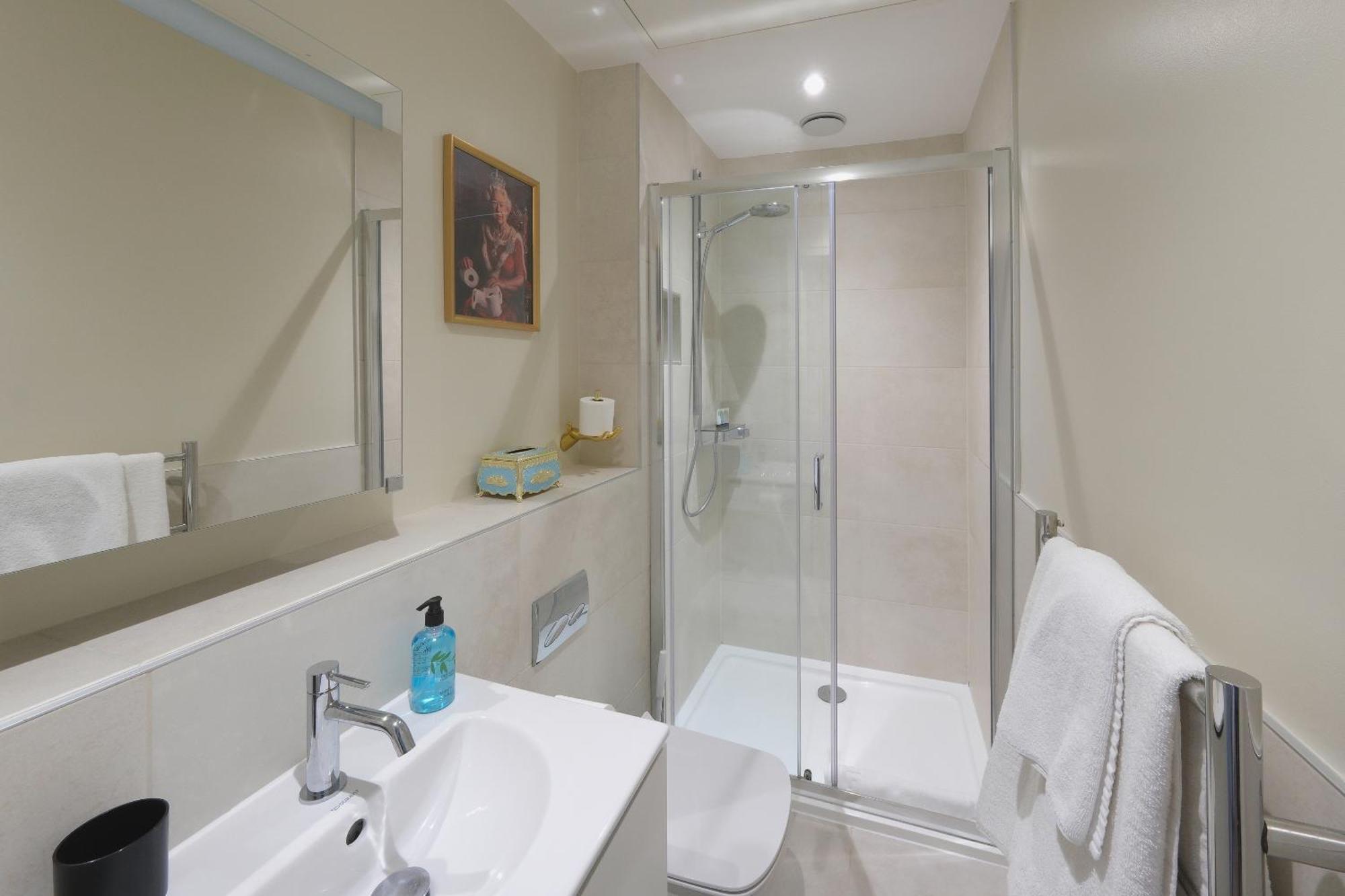 Dream - John Street Apartment *