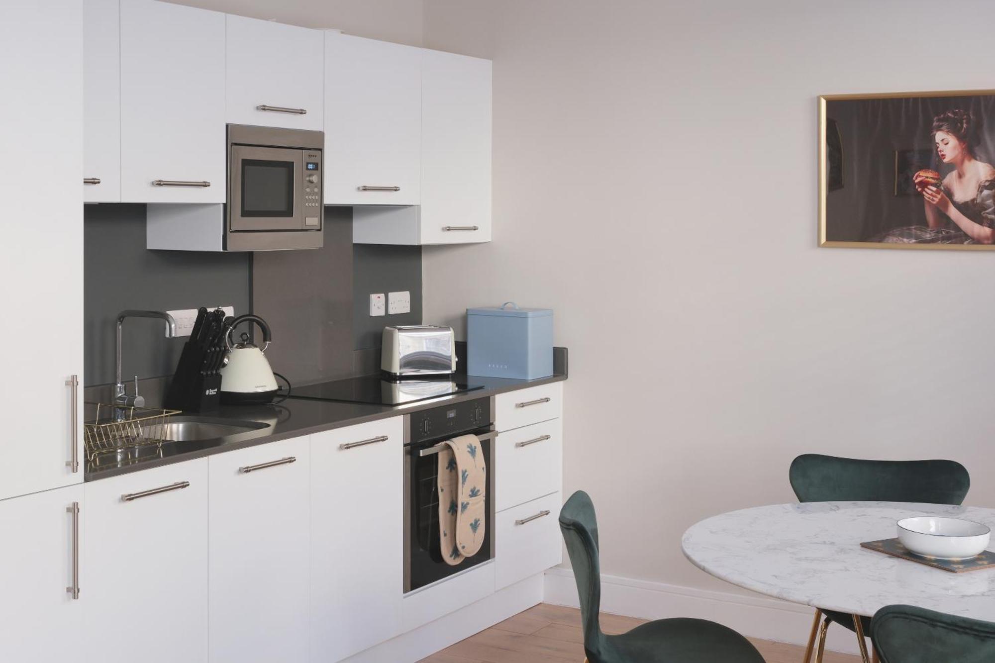Dream - John Street Apartment *